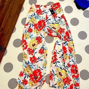 Never worn Guess palazzo pants